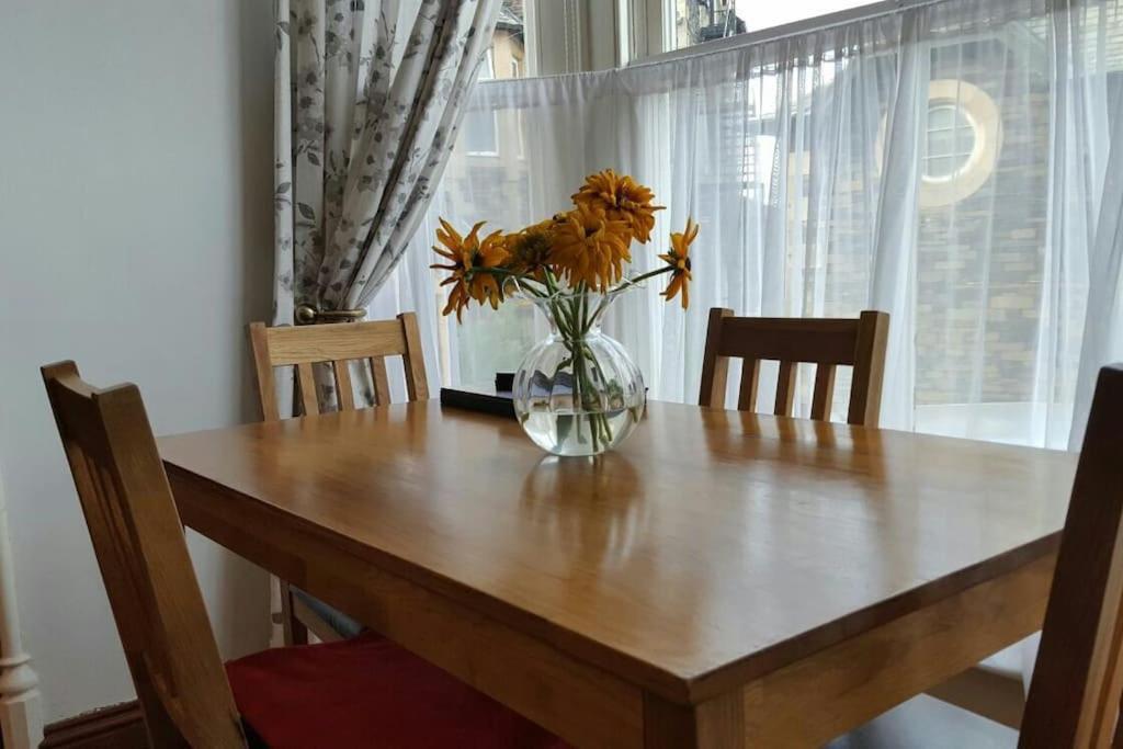Lyndale Self-Catering Apartment Sleeps 4 Уиндермир Экстерьер фото