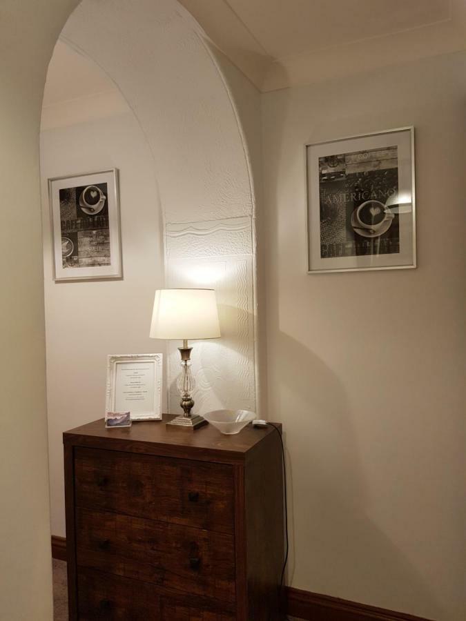 Lyndale Self-Catering Apartment Sleeps 4 Уиндермир Экстерьер фото
